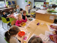 Restaurant zebra en olifant 